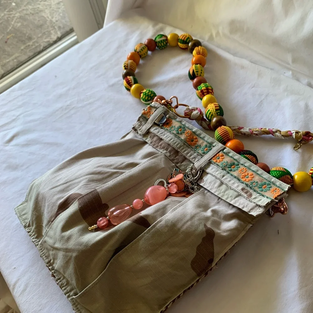 Upcycled Light Camouflage Crossbody with a Fabulous Strap. - Picture 4 of 7